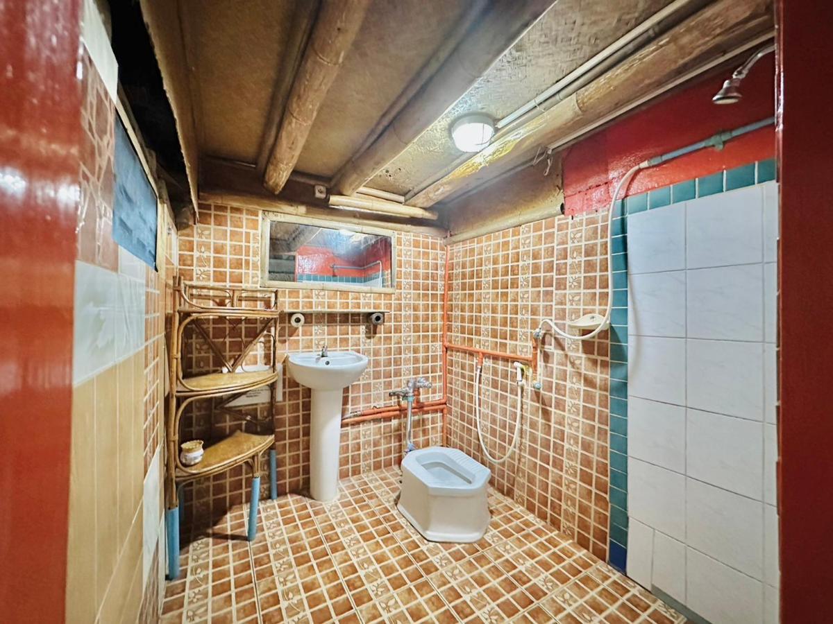 Хостел Cozy Nest Cnx Чіангмай Екстер'єр фото